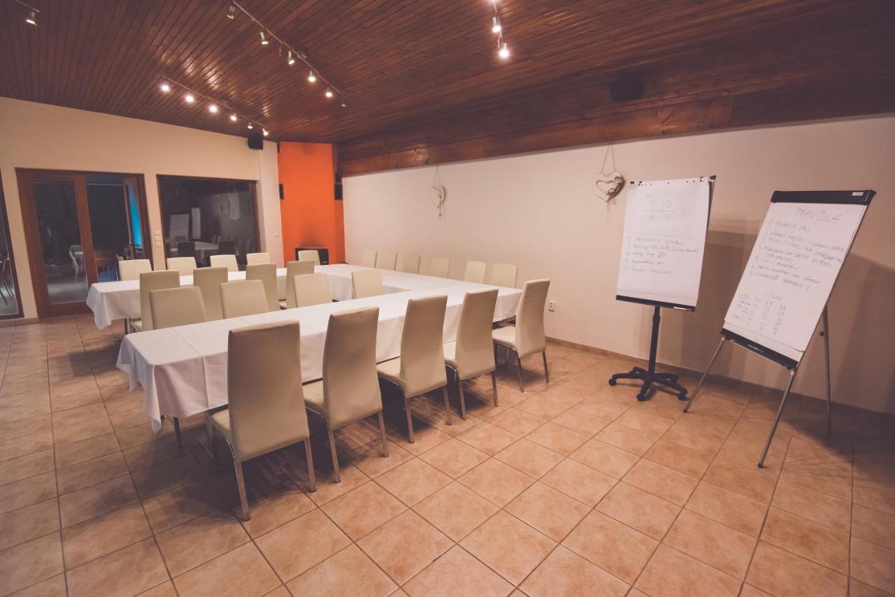 Ekoma Rezort Zvolen Exterior foto